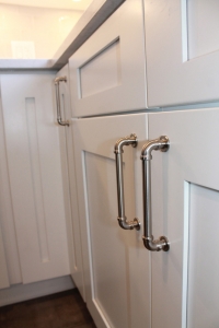 white kitchen cabinets